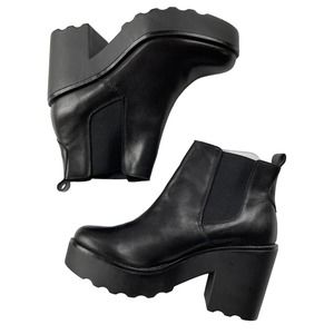 NEW Steve Madden Chunky Lug Sole Boots Black Greta Size 10
